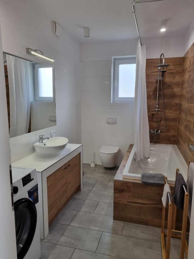 Domek Pod Swierkami -Apartament Swierkowy IV กูโดวาสโดรยจ์ ภายนอก รูปภาพ